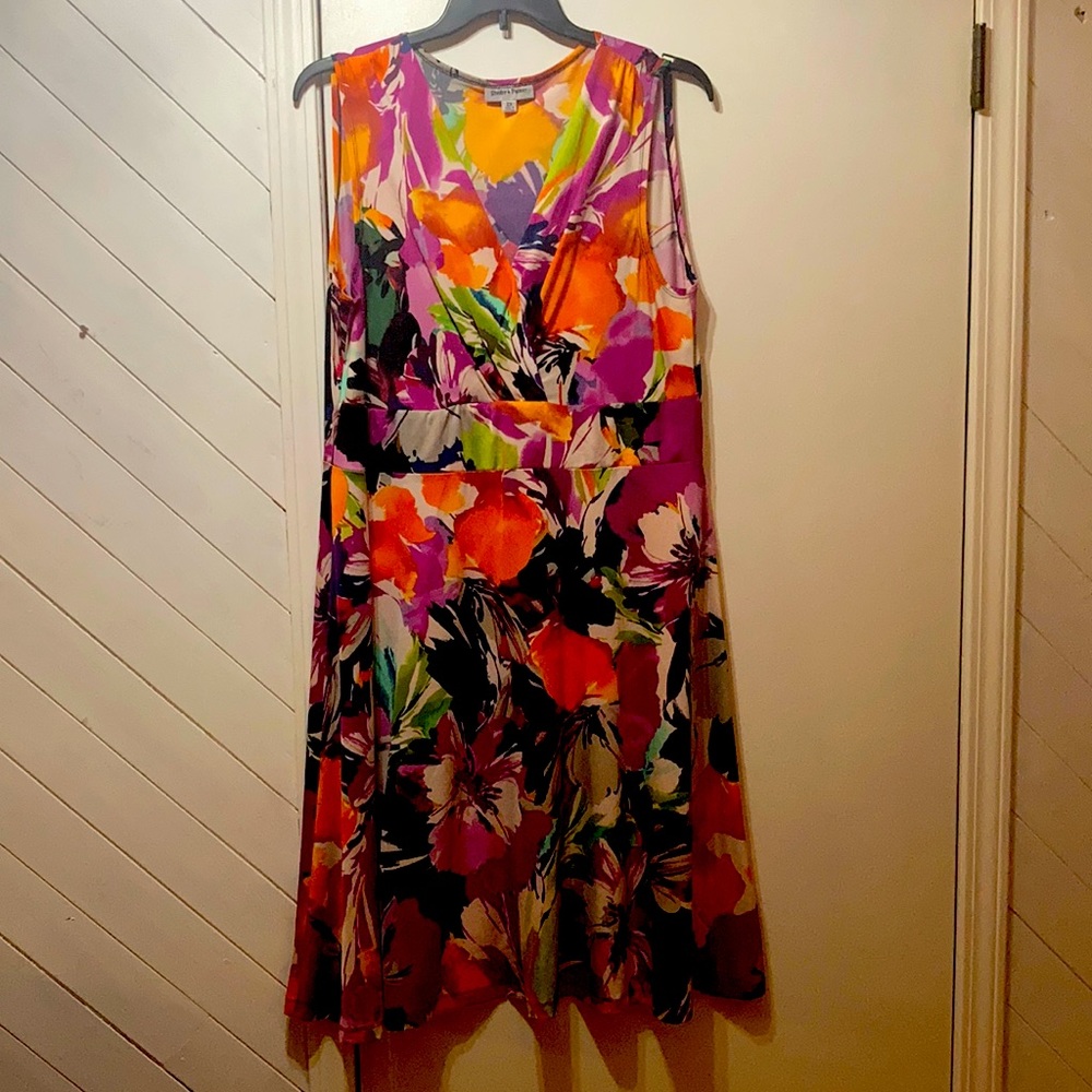 Women’s sleeveless dress floral size 2X